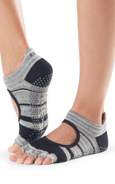  toesox Women's Bellarina Half Toe Grip Socks - Non