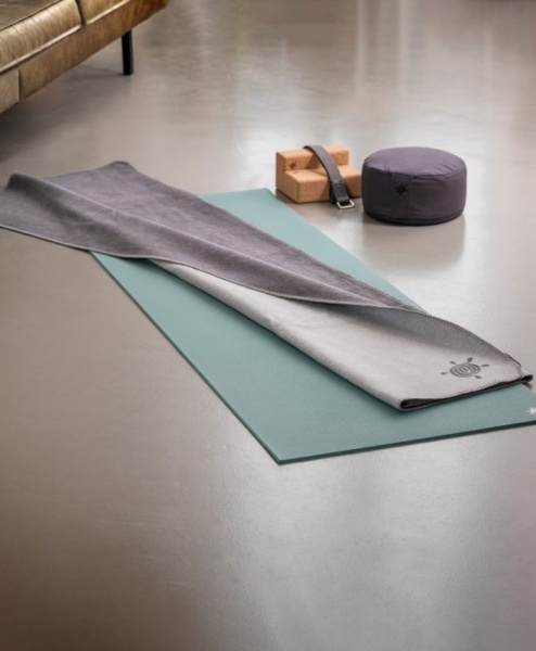 KURMA Yoga Blanket - Grey Marl - 3