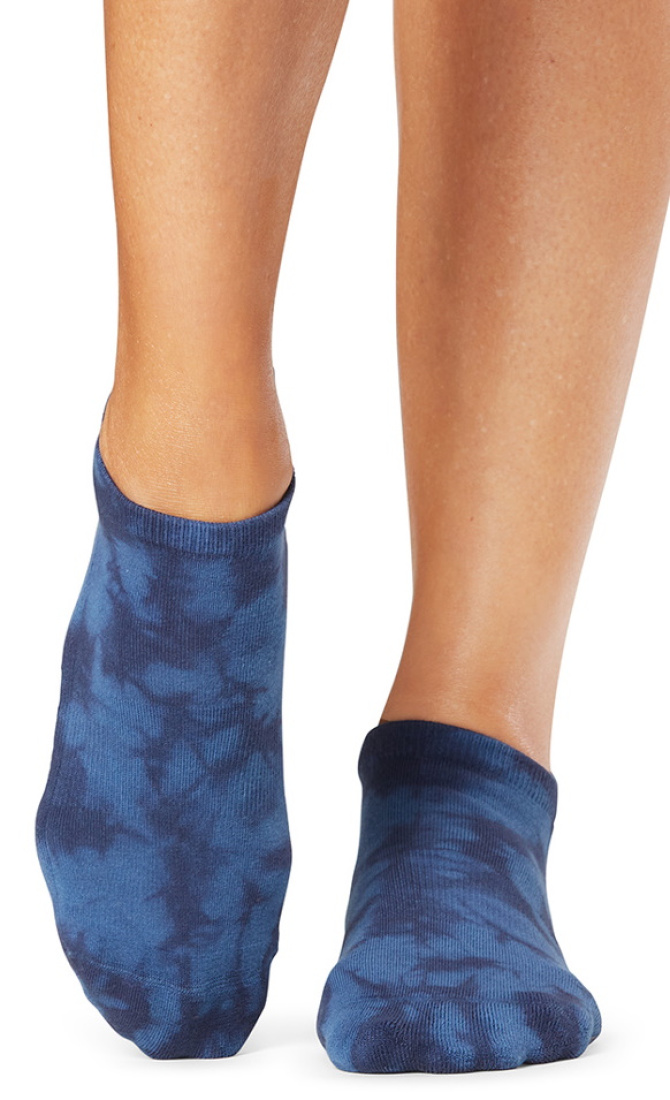 Tavi Noir Grip Socks Savvy - Deep Water Tie Dye - Accessoires - Yoga  Specials