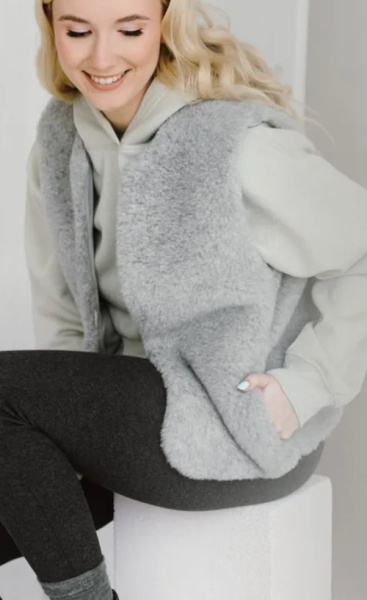 Stay Warm Merino Vest - Grey Marl