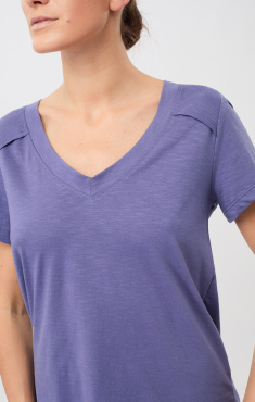 Mandala The New V-Neck Tee - Deep Violet