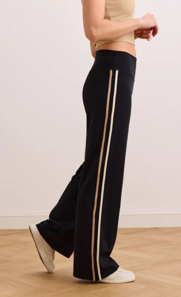 LUNE River Lift Track Pants - Black